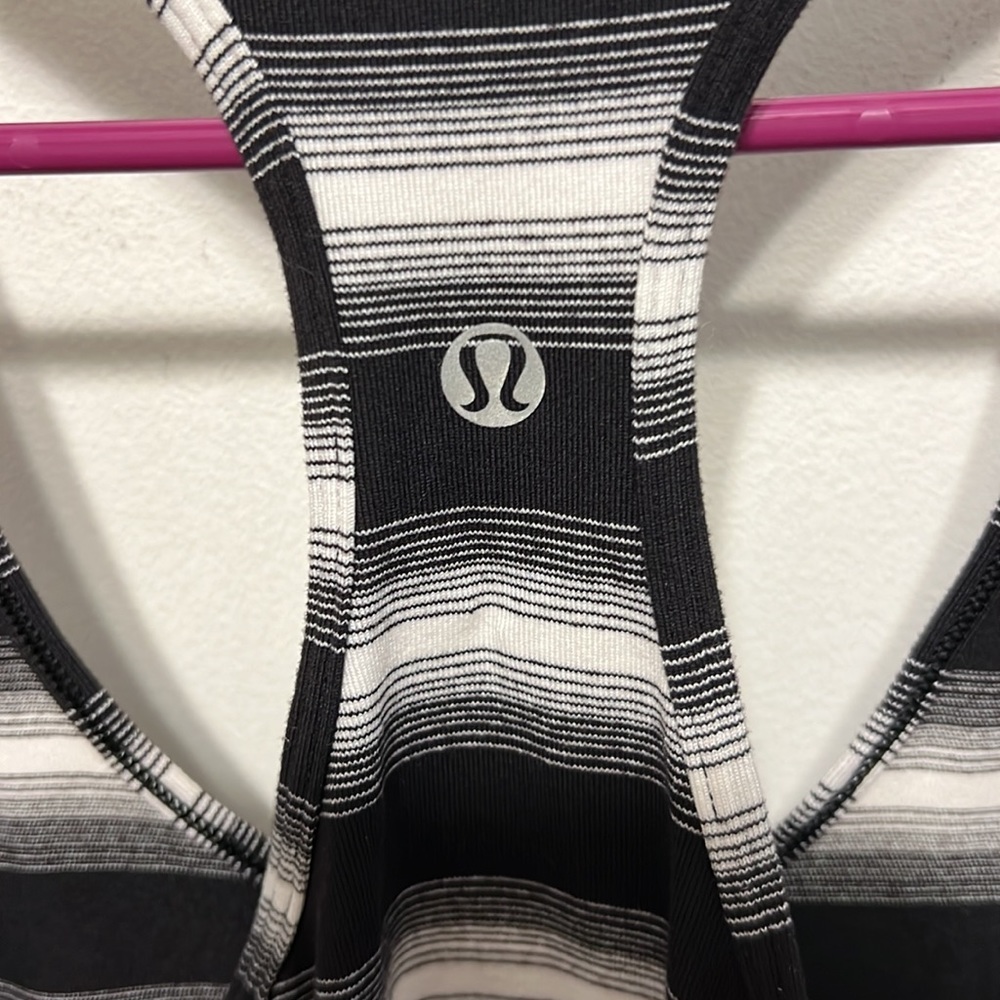 Lululemon Scoop Neck Razorback Tank - Picture 3 of 3